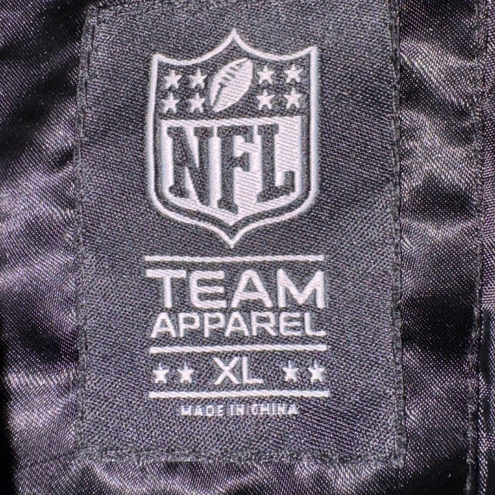 NFL Las Vegas Raiders Satin Jacket Mens XL Black Snap Bomber Varsity Coat - Picture 4 of 8